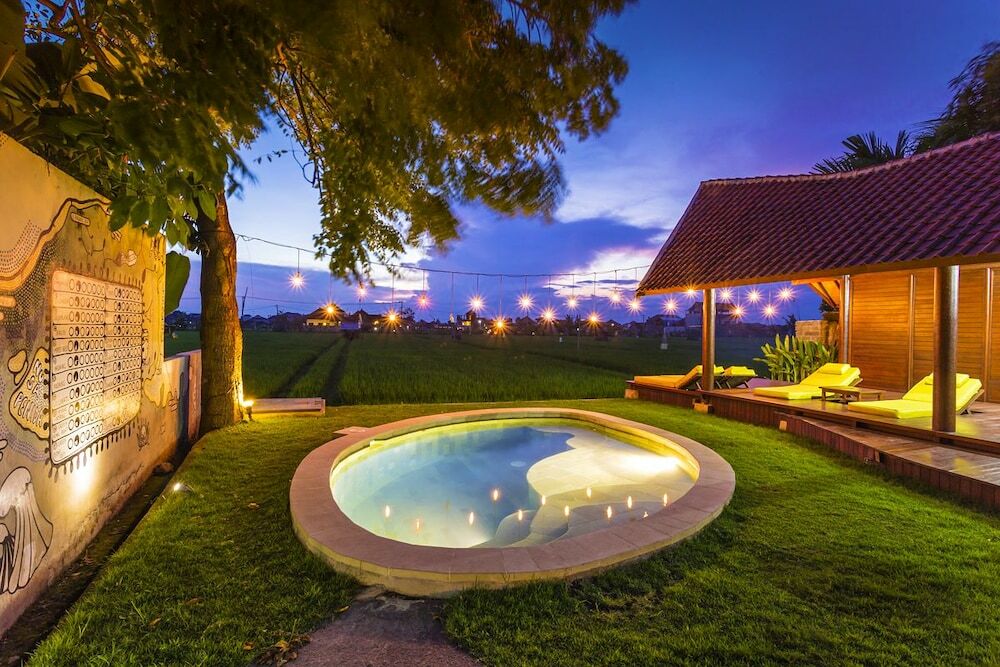 Big Brother Surf Inn Canggu Exterior foto